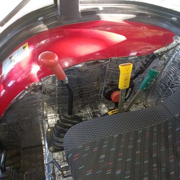 Traktorlar: MTZ MF404 təkərli traktor - Marka/model: MF404 (qırmızı/qara rəng) - — 5