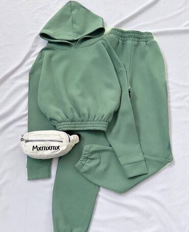 Gornji i donji deo: Komplet full termo 3.400 dinara na lalafo.rs — 4 Gornji i donji deo: Komplet full termo 3.400 dinara — 4