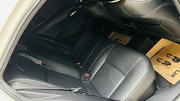 Toyota: Toyota Corolla: 2020 г., 1.8 л, Автомат, Гибрид, Седан — 10