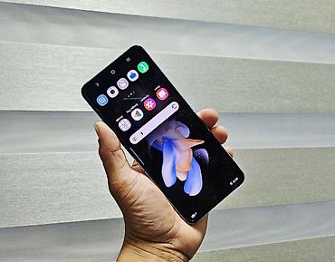 z flip 7: Samsung Galaxy Z Flip 4, Б/у, 256 ГБ, цвет - Фиолетовый, 1 SIM, 2 SIM, eSIM — 10