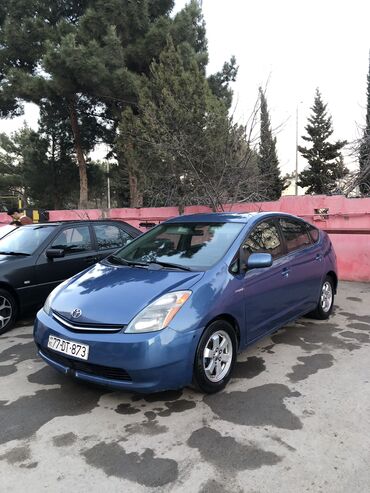 toyota prius c: Toyota Prius: 7 l | 2009 il Hetçbek