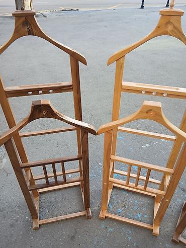 dəm qaşığı: Taxta geyim dayağı (valet stand) - Material: təbii ağac, hamar — 6