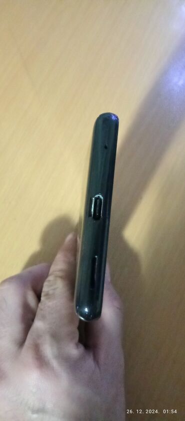 Sony: Sony Xperia L3, bоја - Crna — 3