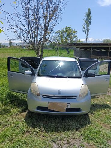 продаю витс: Toyota Passo: 2004 г., 1 л, Автомат, Бензин, Хэтчбэк