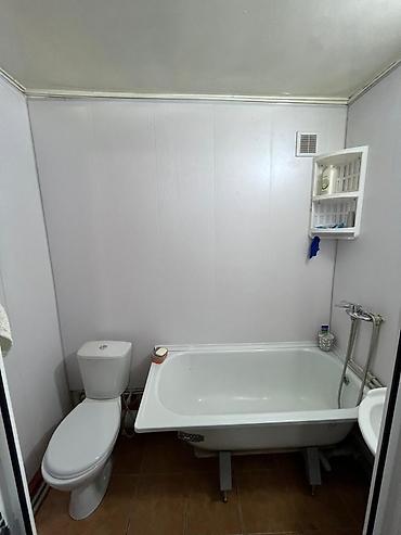 Sale of cottages and houses: Продаётся дом с участком 6 соток. Планировка: 4 комнаты +, кухня — 8