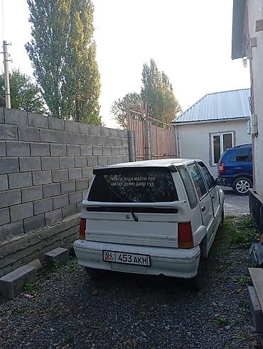 авто сиденья бу бишкек: Компактный городской хэтчбек 5‑дверный, белый цвет. Практичный салон — 3