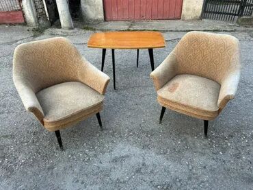 Stilske garniture: Retro koktel fotelje i stočić 🪑✨ Retro koktel fotelje i stočić iz — 4
