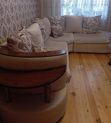 Boşqablar: *300₼ KÜNC divan :-TƏCİLİ SATILIR*‼️ Açılır baza var ÜNVAN:-sumqayıt