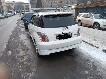 Toyota: Toyota ist: 2003 г., 1.5 л, Автомат, Бензин