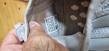 ev ayaqqabısı: Adidas NMD R1 kişi/kadın idman ayaqqabısı - Rəng: açıq boz (ağ detal — 5