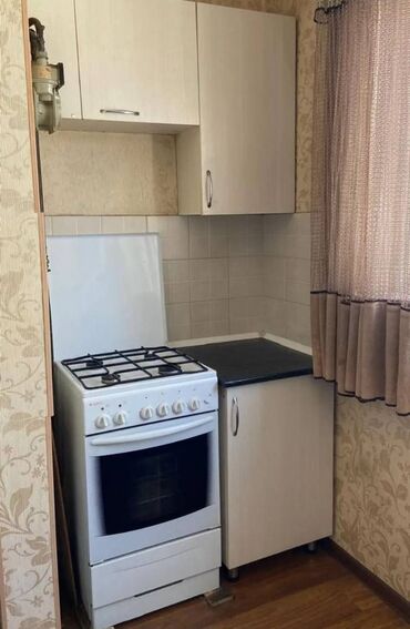 продается орошаемая земля в жайылско районе алтыр будёновка 5 40 гектар цена договорная с довой проблем нету оформление сразу: 1 бөлмө, 45 кв. м, 106-серия жакшыртылган, 6 кабат
