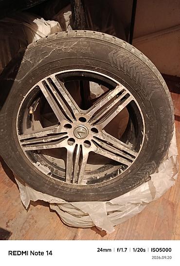 Шины и диски: Шины Nokian Hakkapeliitta 8 с шипами на литых дисках R18 - Размер — 4