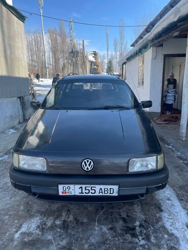 Volkswagen: Volkswagen Passat: 1993 г., 1.8 л, Механика, Бензин, Универсал