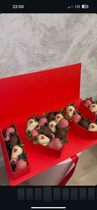 Кондитерские изделия, сладости: Клубника в шоколаде | Ош 6 штук 500 сом 9 штук 765 сом 10 штук 800 — 13