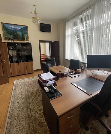 open space: Аренда офисов, 300 м², В жилом комплексе, 1 линия, С отдельной кухней, С отдельным входом — 4