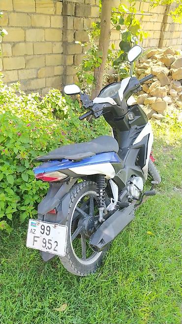 ambians isiq: Skuter/Moped – şəhər və kənd yolları üçün rahat və qənaətcil iki — 1