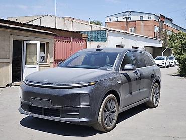 byd e6: Lixiang L6: 2025 г., Гибрид, Кроссовер — 1