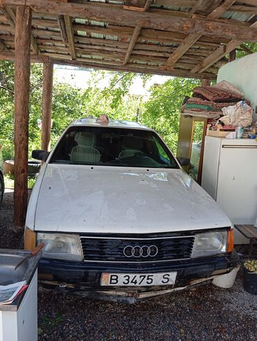 фары на опель вектра б: Автомобиль Audi, предположительно модели 100 C3 или 200, в кузове