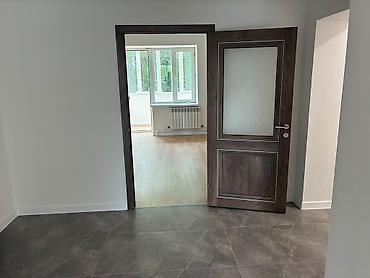 Аренда офисов: Эркиндик Сдаются офисы -230 кВ( 2 этаж) -240 кв( 2 этаж) -84 кВ (1 — 2