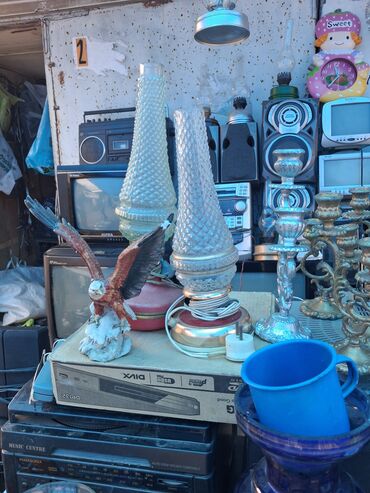 Digər texniki əl alətləri: Qarışıq köhnə əşyalar və alətlər dəsti Məhsulun tərkibi (şəkillərdə — 13