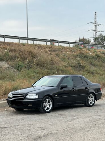 mercedes benz c200: Mawin gundeliy surlen mawndir 4teze teker AMG disqler PM antenya eyag