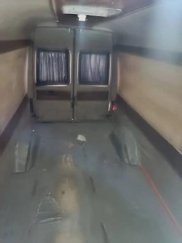 Mercedes-Benz: Mercedes-Benz Спринтер: 2003 г., 2.2 л, Механика, Дизель, Седан — 3