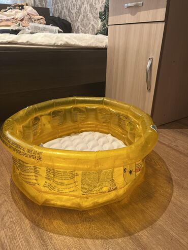 �������������� ���������� ������������ в Кыргызстан | Другие товары для детей: Детский бассейн. Надувается как насосом так и ртом. Без повреждений и