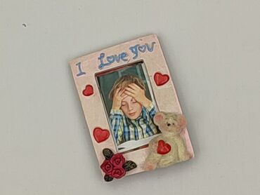 Urocza ramka na zdjęcie z napisem "I Love You" i dekoracjami w postaci