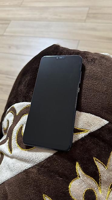 iphone red 7: Xiaomi, Mi 8 Lite, Б/у, 64 ГБ, цвет - Черный — 2