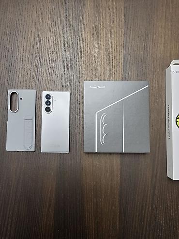 Продаю Samsung Galaxy Z Fold 7 складной смартфон. + чехол в подарок