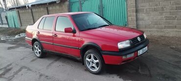 авто венто: Volkswagen Vento: 1992 г., 1.8 л, Механика, Бензин, Седан