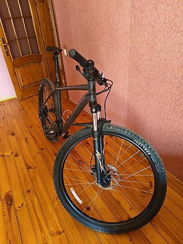 Dağ velosipedləri: Specialized Rockhopper dağ velosipedi - Çərçivə: Specialized — 11