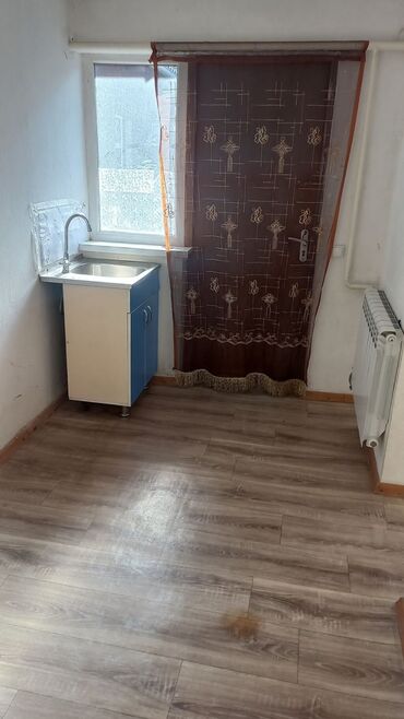 аренда долгосрочная: 25 м², 1 комната, Парковка, Забор, огорожен