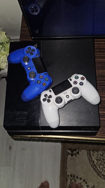 Video oyunlar üçün aksesuarlar: Sony PlayStation 4 (PS4) – original model - Rəng: Qara -
