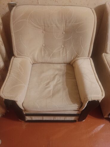 Mebel: İşlənmiş, Divan, Divan, Bazasız, Açılan