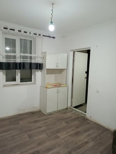 бишкек кызыл аскер дом: 45 кв. м, 1 бөлмө, Жылытылган, Евроремонт, Унаа токтотуучу жай