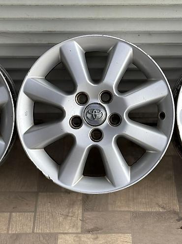 Диски: Литые Диски R 16 Toyota, Комплект, отверстий - 5, Б/у — 5