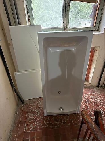 hamam aksessuarları: Akril vanna – kompakt ölçü və dərin kasa Məhsul təsviri: - Material — 2