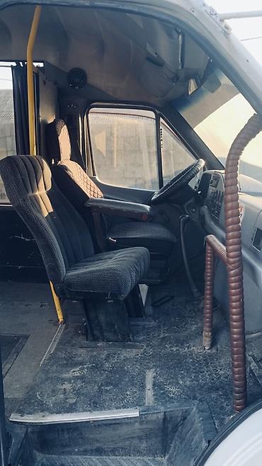 карманный машинка: Mercedes‑Benz Sprinter пассажирский микроавтобус, длинная база — 6