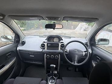 byd e1: Toyota Ist: 2003 г., 1.3 л, Автомат, Бензин, Хэтчбэк — 10