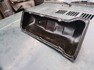 Auto delovi: Dekla, poklopac motora Lada 21213,21214 Niva. Polovno, ocuvano — 12