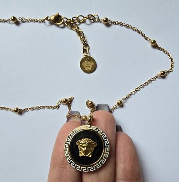 Ogrlice: Ogrlica sa priveskom, Versace, Materijal: Zlato — 11