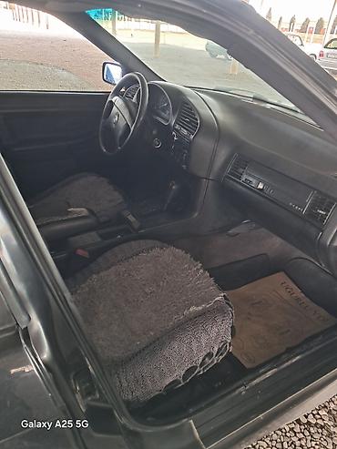 BMW: BMW 3 series: 2.5 l | 1993 il Sedan — 20