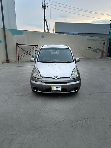Toyota: Toyota Funcargo: 2002 г., 1.3 л, Автомат, Бензин, Фастбек — 3
