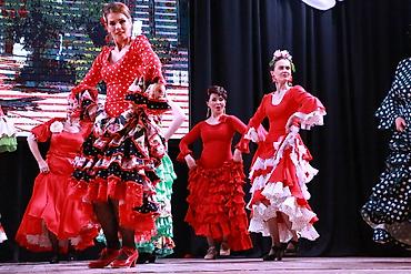 Другие услуги в сфере красоты и здоровья: Театр-студия фламенко "Эсмеральда" начинает набор в группу фламенко с — 4