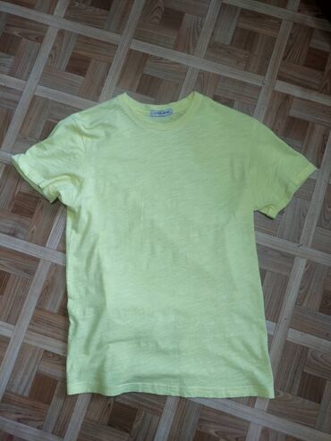 Рубашки: Рубашки и Футболки на рост 170, вес 60 Новые и б/у, цены от 100 до — 23