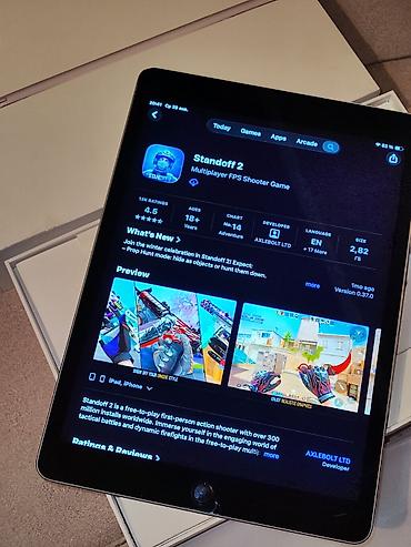Планшеты: Планшет, Apple, память 64 ГБ, 10" - 11", Wi-Fi, Б/у, цвет - Серебристый — 9