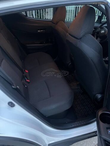 Toyota: Toyota C-HR: 1.8 l. | 2019 έ. SUV/4x4 — 24