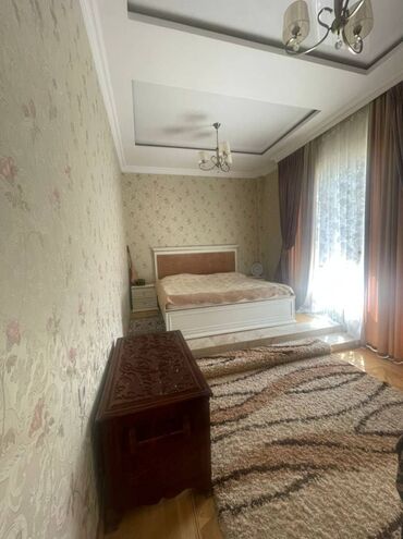3 х комнатная квартира в бишкеке в Кыргызстан | Продажа квартир: 3 комнаты, 105 м², Элитка, 8 этаж, Свежий ремонт, Центральное отопление