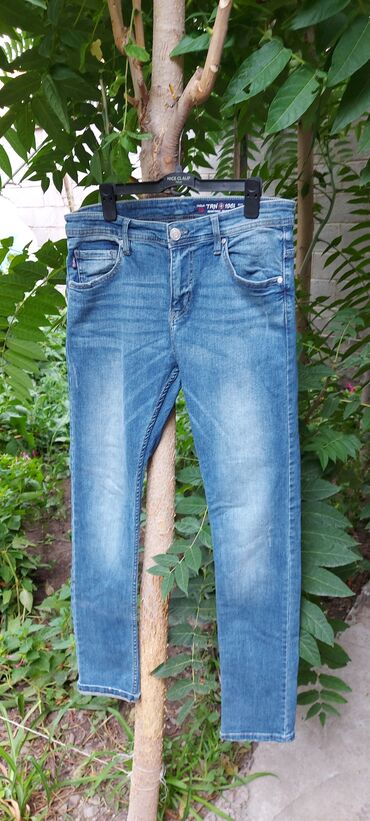мужские джинсы прямые: Джинсы L (EU 40)